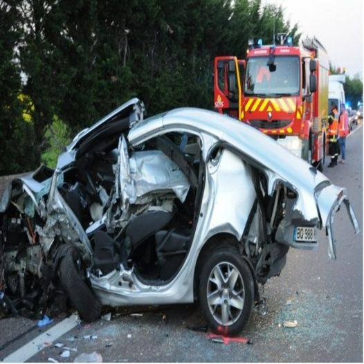 Nîmes: para kłóci się na autostradzie, jego żona chwyta kierownicę przed…