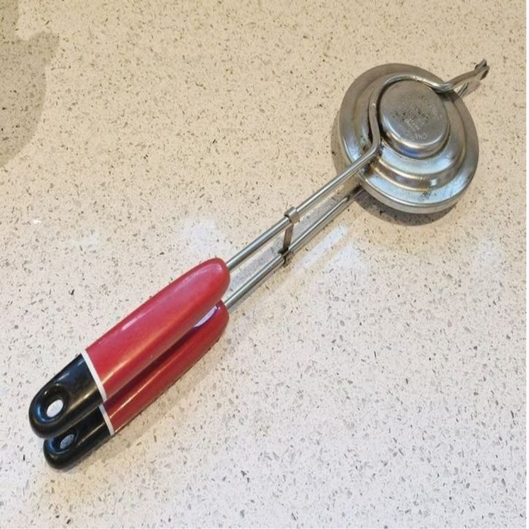 Świetne urządzenie, z którego korzystałem i które świetnie sprawdziło się podczas zajęć na świeżym powietrzu, np. na kempingu