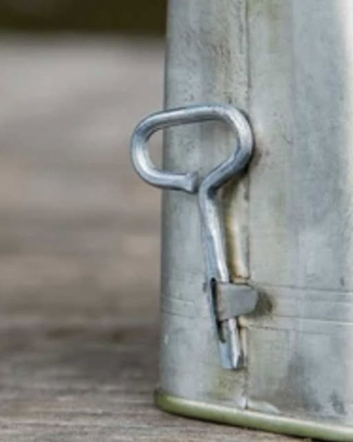 Większość ludzi już nie rozpoznaje tego przedmiotu. Tylko prawdziwe legendy o tym wiedzą.