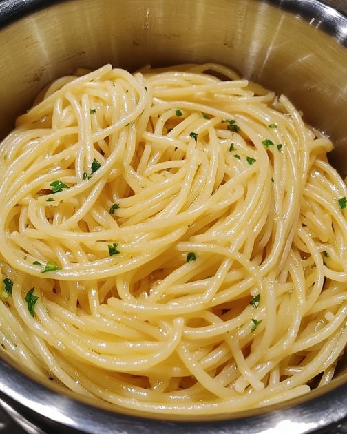 Moja rodzina zaczęła nazywać to „Pociechą w misce”, ponieważ zawsze proszą o nią na każdym spotkaniu!