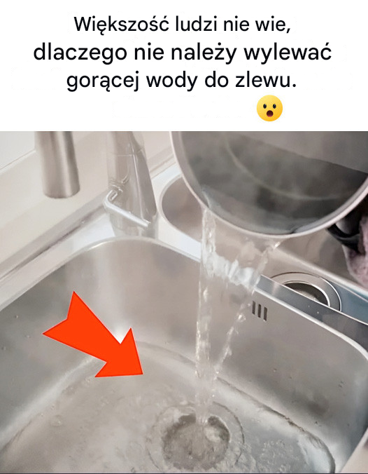 Dlaczego warto przestać wylewać wrzącą wodę do zlewu
