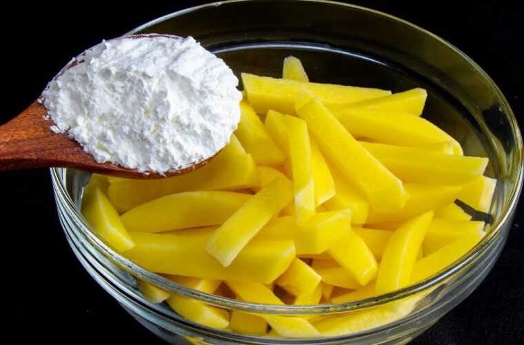 Wskazówka dotycząca octu, dzięki której frytki będą chrupiące