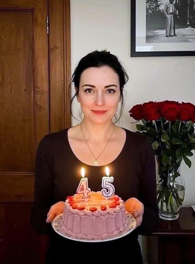 Dziś mam 45 lat. Nie mam męża, dzieci ani rodziny. Mam nadzieję, że więcej osób będzie mi składać gratulacje za to, że przetrwałam urodziny.