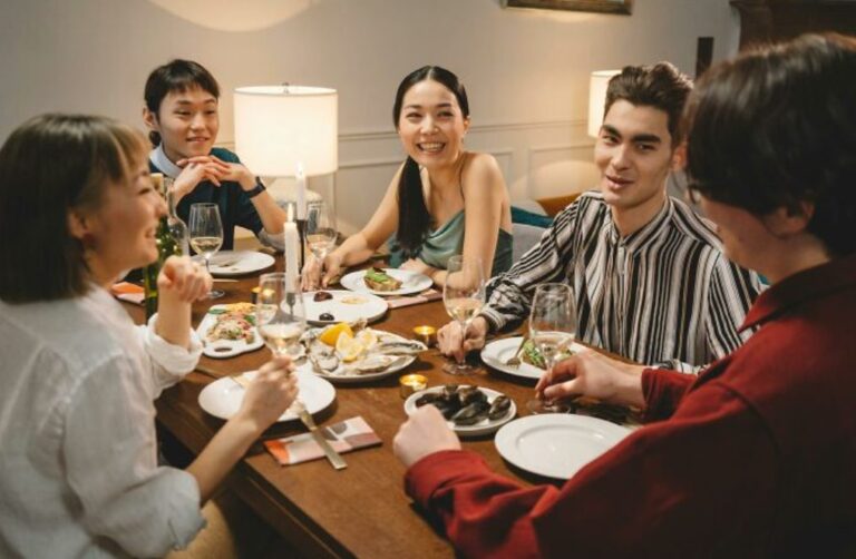 Zamówiliśmy sałatkę, ale miała małe czarne plamki. Natychmiast pojechaliśmy do szpitala.