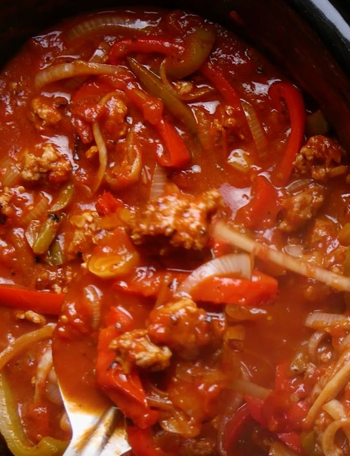 Mój małżonek jest uzależniony od tego posiłku. Kończymy jeść jedną porcję, a on szybko sięga po kolejną