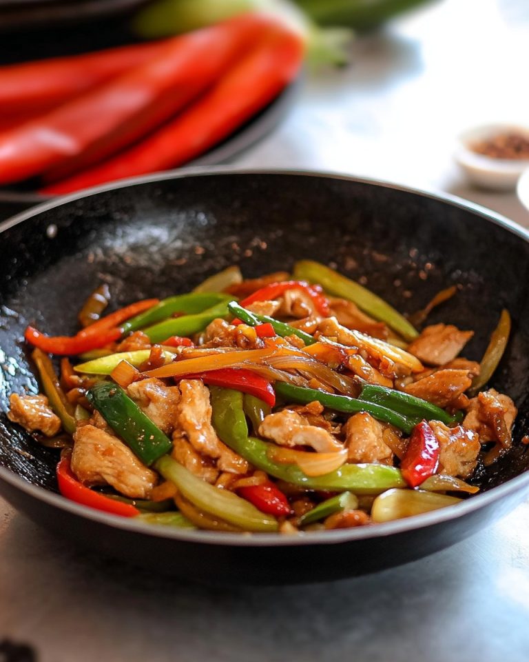 Kurczak smażony na woku z warzywami