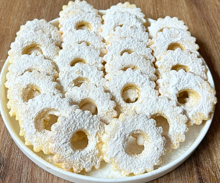 Ciasteczka Ovis Mollis: przepis na pyszne, kruche ciasteczka z twardym żółtkiem