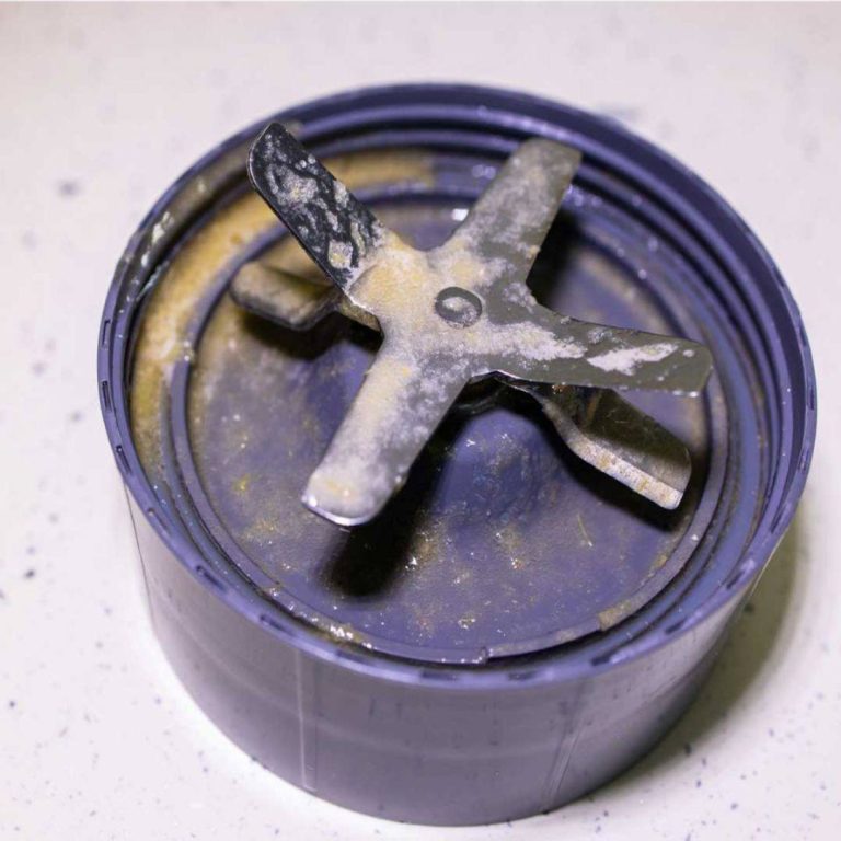 Ugh, to mnie uderza za każdym razem! Tak się cieszę, że znalazłem rozwiązanie.