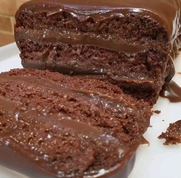 Poznaj Sekret Najpyszniejszego Ciasta Czekoladowego! Ten Przepis Zmieni Twoje Życie – Miękkie, Wilgotne i Niewiarygodnie Proste do Zrobienia! Musisz Go Mieć!