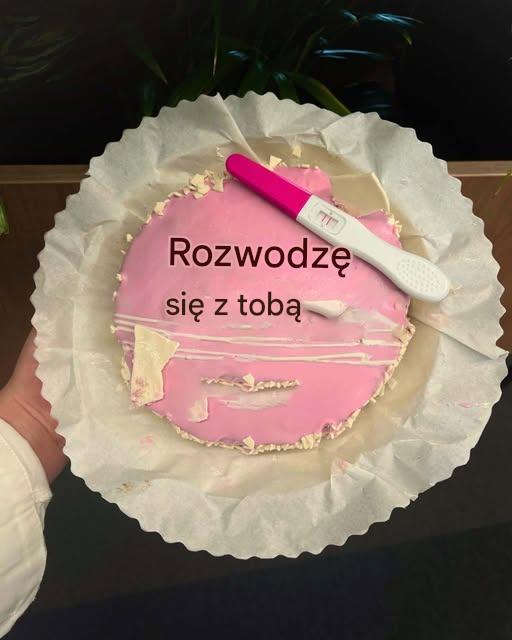 Mój mąż wysłał mi ciasto, żeby ogłosić nasz rozwód – ale kiedy dowiedział się prawdy, wrócił na kolanach